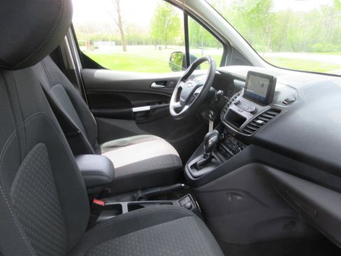 Used 2022 Ford Transit Connect XLT FWD image 38