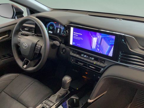 Certified 2025 Toyota Camry XSE FWD image 40