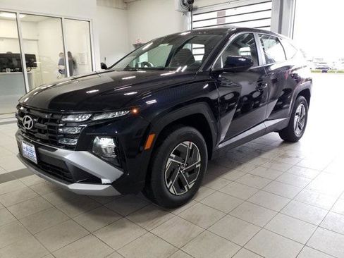 New 2026 Hyundai Tucson Blue SE w/ Tow & Go Package image 2