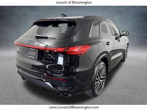 Used 2025 Audi SQ5 Prestige w/ Prestige Package AWD/4WD image 7