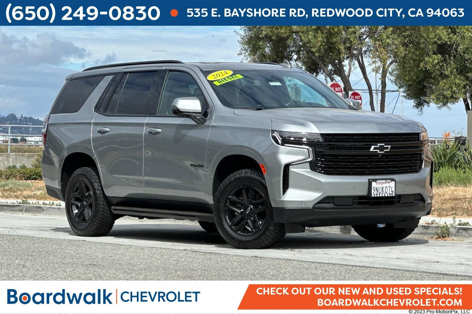 Used 2024 Chevrolet Tahoe RST w/ Luxury Package AWD/4WD image 1