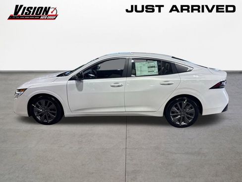 New 2026 Nissan Sentra SL w/ Floor Mat Package FWD image 8