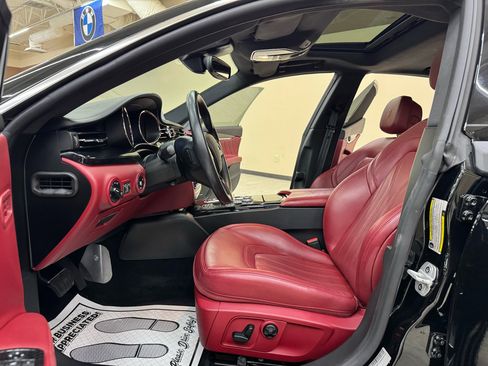 Used 2020 Maserati Quattroporte S image 18