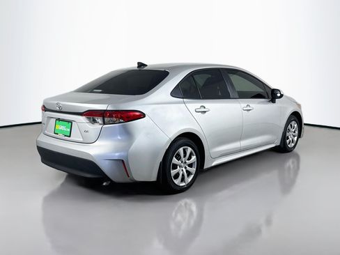 Used 2025 Toyota Corolla LE FWD image 10
