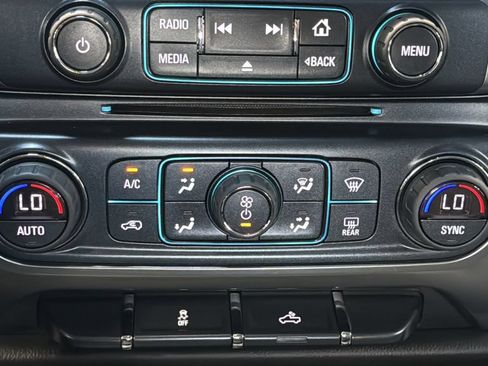 Used 2018 Chevrolet Silverado 1500 LT w/ True North Edition AWD/4WD image 22