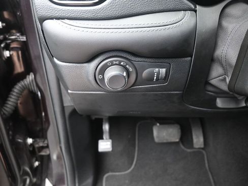 Used 2024 Dodge Durango SXT AWD/4WD image 33