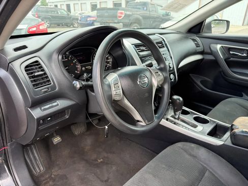 Used 2015 Nissan Altima 2.5 S w/ Power Driver Seat Package FWD image 17