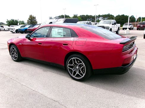 New 2026 Dodge Charger R/T AWD/4WD image 3