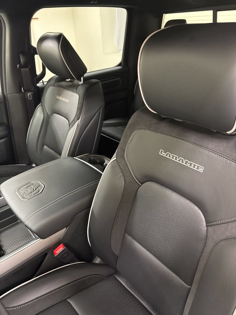 New 2026 RAM 1500 Laramie w/ Laramie Preferred Package AWD/4WD image 17