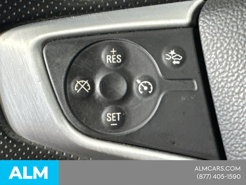 Used 2024 GMC Terrain SLE AWD/4WD image 27