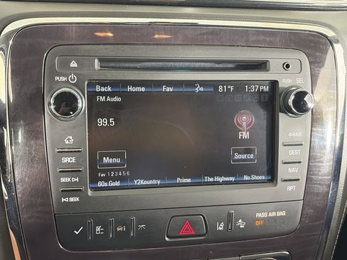 Used 2017 Buick Enclave Premium AWD/4WD image 20