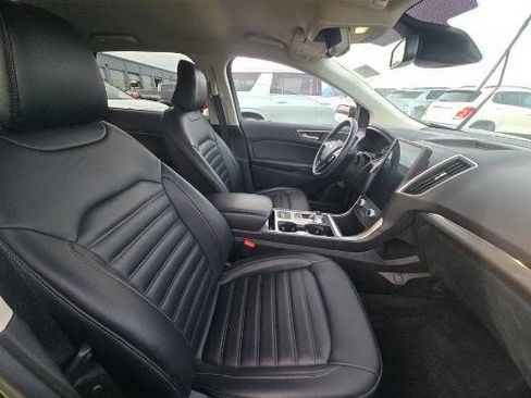 Used 2022 Ford Edge SEL w/ Convenience Package image 15