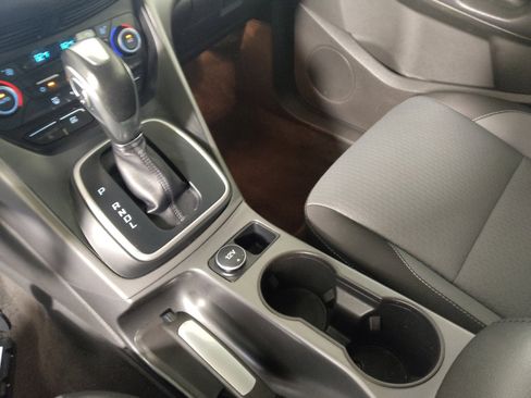 Used 2018 Ford C-MAX SE w/ Equipment Group 201A image 26