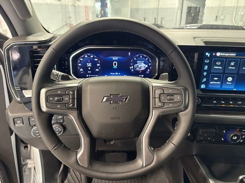New 2026 Chevrolet Silverado 1500 LT Trail Boss w/ LT Trail Boss Premium Package AWD/4WD image 6
