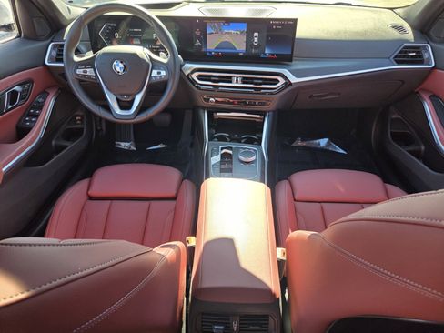 Used 2024 BMW 330i Sedan w/ Premium Package image 13