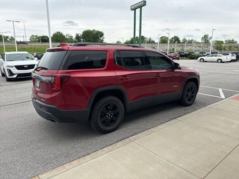 Used 2021 GMC Acadia AT4 w/ Technology Package AWD/4WD image 9