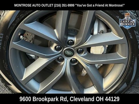 Used 2025 Land Rover Range Rover Sport SE image 11