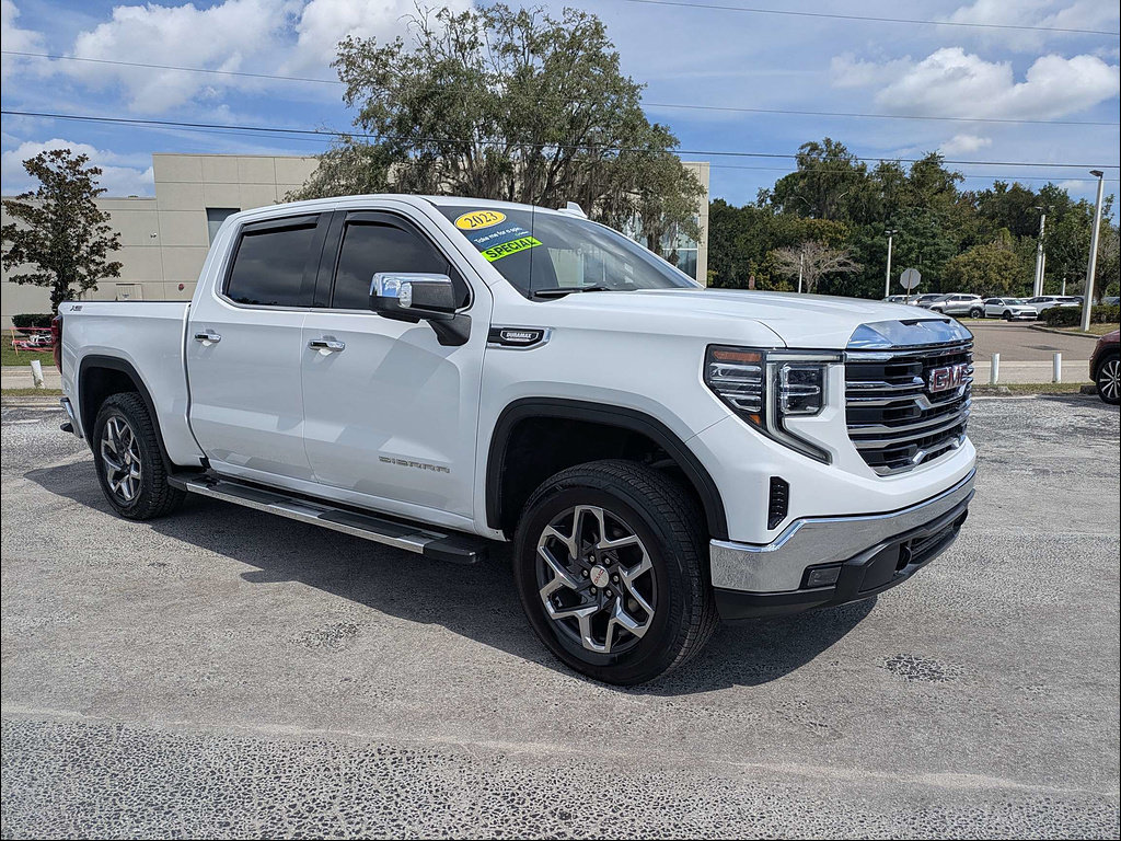 Used 2023 GMC Sierra 1500 SLT w/ SLT Premium Package AWD/4WD image 2