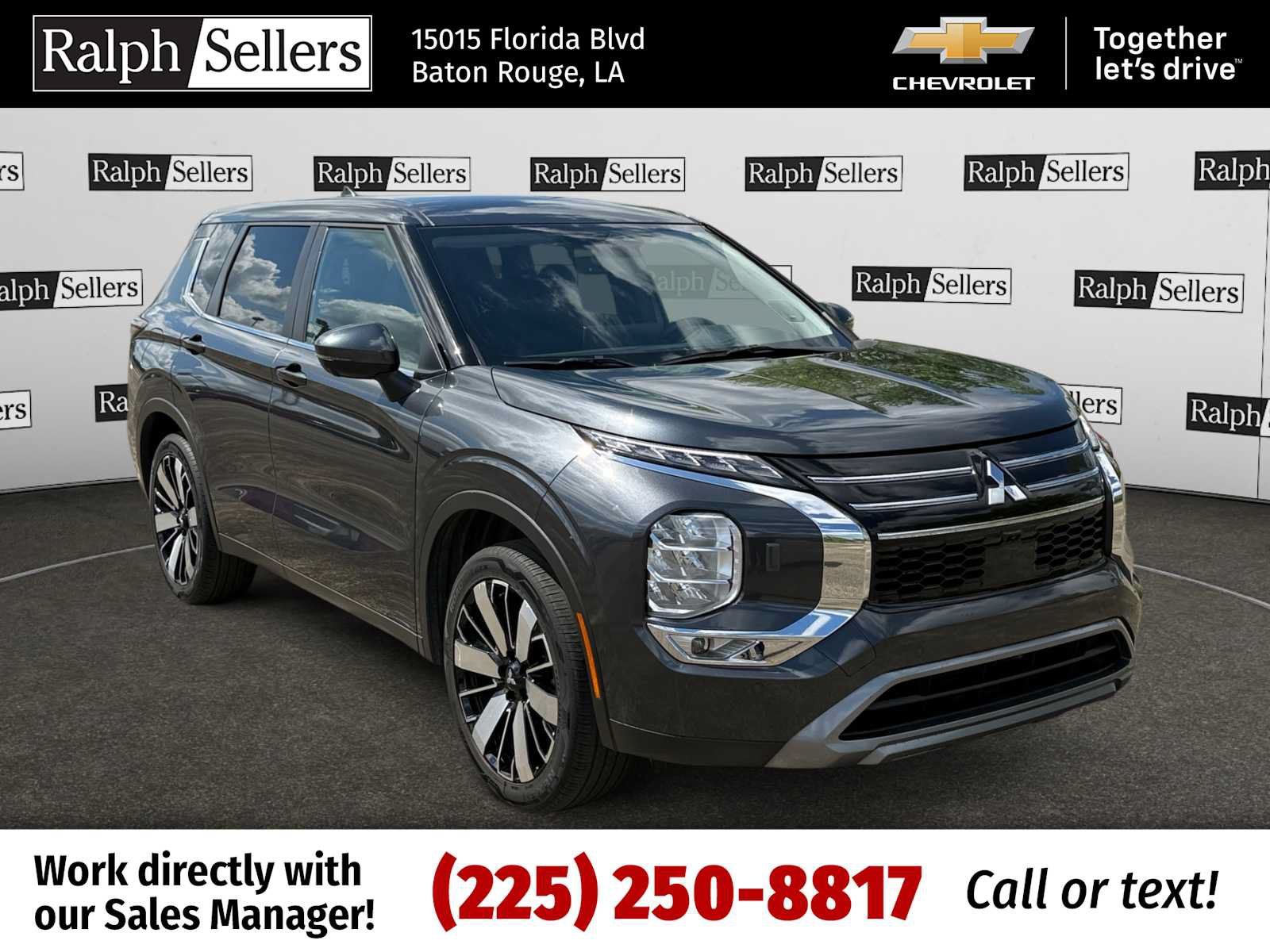 Used 2025 Mitsubishi Outlander SE AWD/4WD image 1