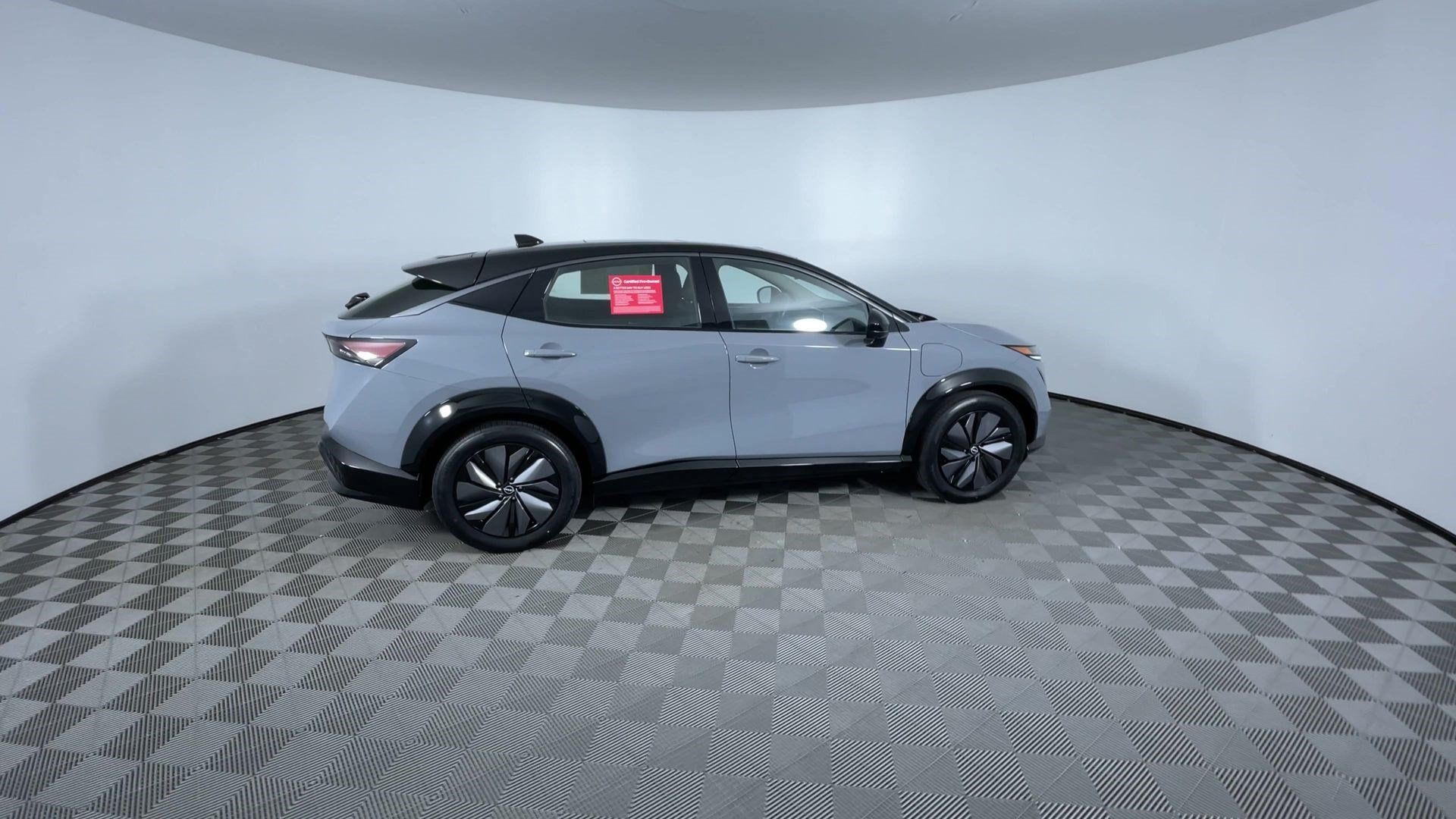 Certified 2024 Nissan Ariya AWD image 9