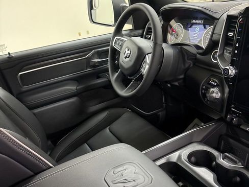 New 2026 RAM 1500 Laramie AWD/4WD image 29