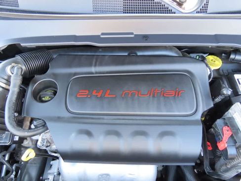 Used 2022 Jeep Compass Trailhawk w/ Trailhawk Elite Group image 12