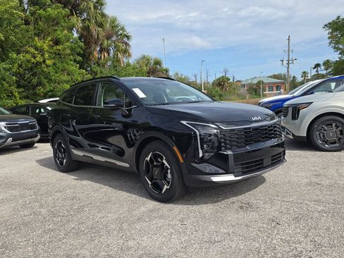 New 2026 Kia Sportage EX FWD image 2
