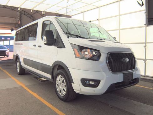 Used 2023 Ford Transit 350 XLT image 6