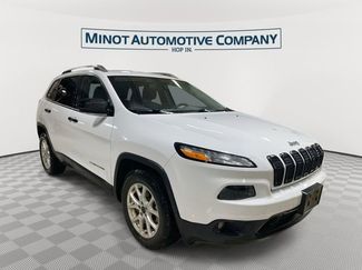 Used 2017 Jeep Cherokee Latitude w/ Cold Weather Group video 1