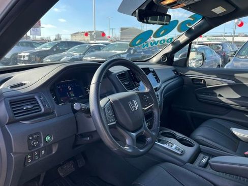 Used 2023 Honda Passport TrailSport image 20