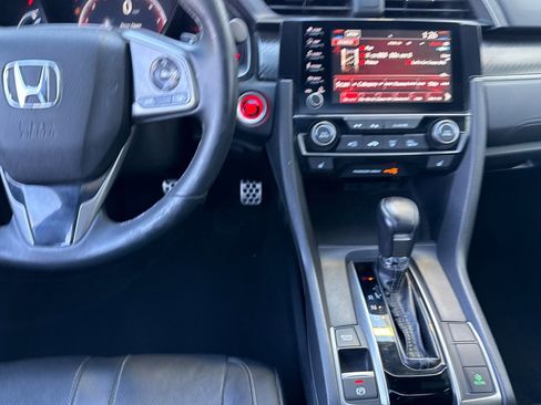 Used 2019 Honda Civic Sport Touring image 29