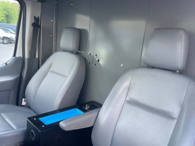 Used 2019 Ford Transit 250 130 Medium Roof w/ Exterior Upgrade Package RWD image 15