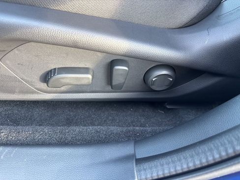 New 2026 Subaru Crosstrek 2.0i Premium image 18