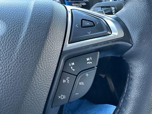 Used 2024 Ford Edge Titanium w/ Class II Trailer Tow Package image 24