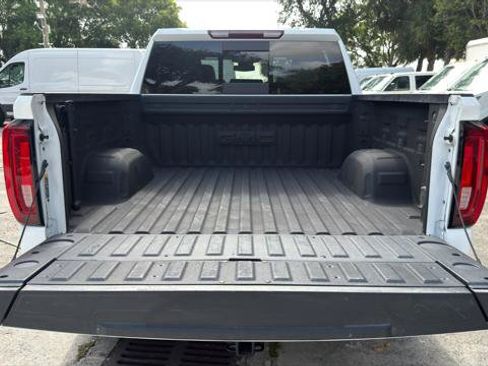 Used 2025 GMC Sierra 1500 SLT w/ SLT Premium Package AWD/4WD image 21