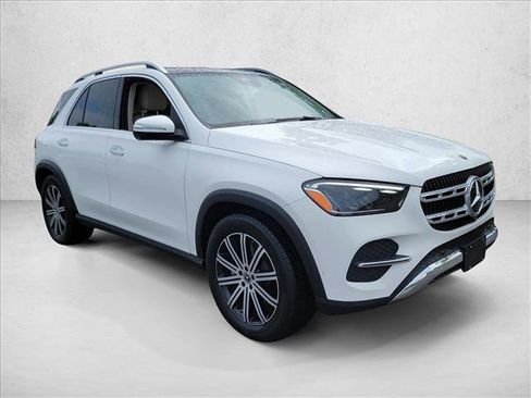 Used 2024 Mercedes-Benz GLE 450 4MATIC image 3