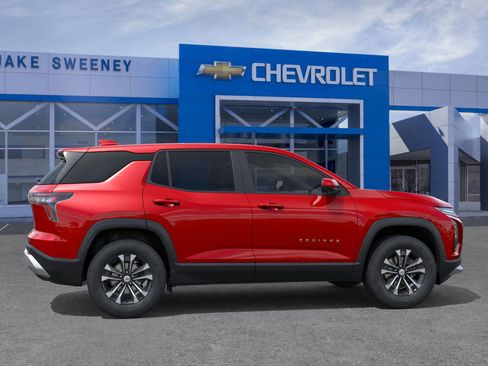 New 2026 Chevrolet Equinox LT image 5