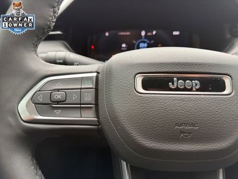 Used 2025 Jeep Compass Limited w/ High Altitude Package AWD/4WD image 25
