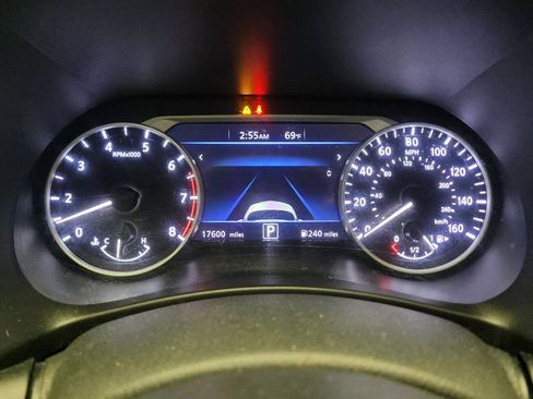 Used 2022 Nissan Sentra SR w/ Electronics Package image 23