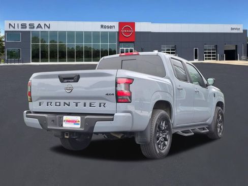 Used 2026 Nissan Frontier SV w/ SV Convenience Package AWD/4WD image 3