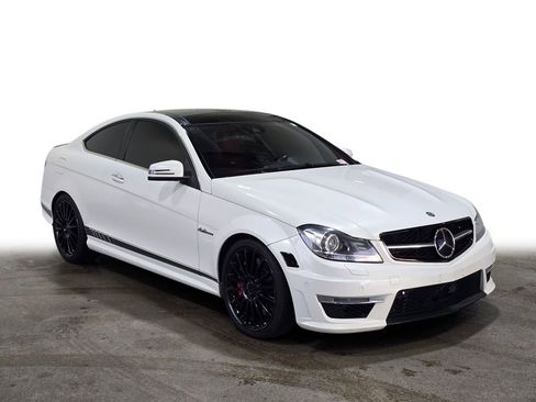Used 2013 Mercedes-Benz C 63 AMG Coupe image 3