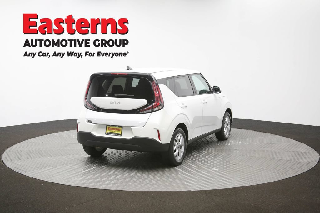 Used 2024 Kia Soul LX w/ Option Group 015 FWD image 40