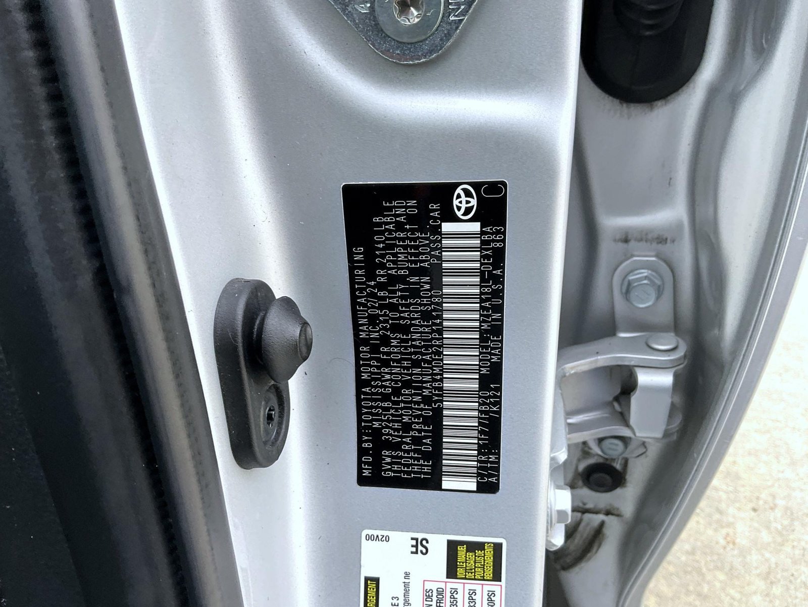 Used 2024 Toyota Corolla LE FWD image 31