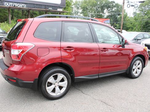 Used 2015 Subaru Forester 2.5i Premium AWD/4WD image 7