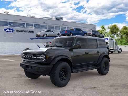 New 2026 Ford Bronco Outer Banks w/ Sasquatch Package AWD/4WD image 1