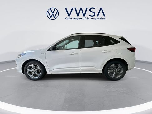 Used 2023 Ford Escape ST-Line FWD image 5