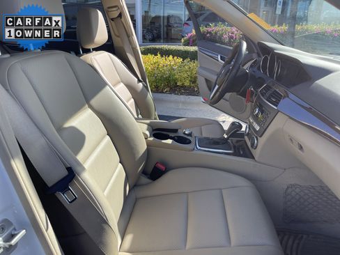 Used 2014 Mercedes-Benz C 250 Sedan image 35