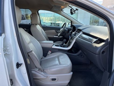 Used 2013 Ford Edge SEL image 18