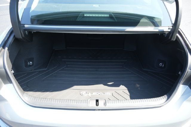 Used 2022 Lexus ES 350 w/ Premium Package FWD image 11