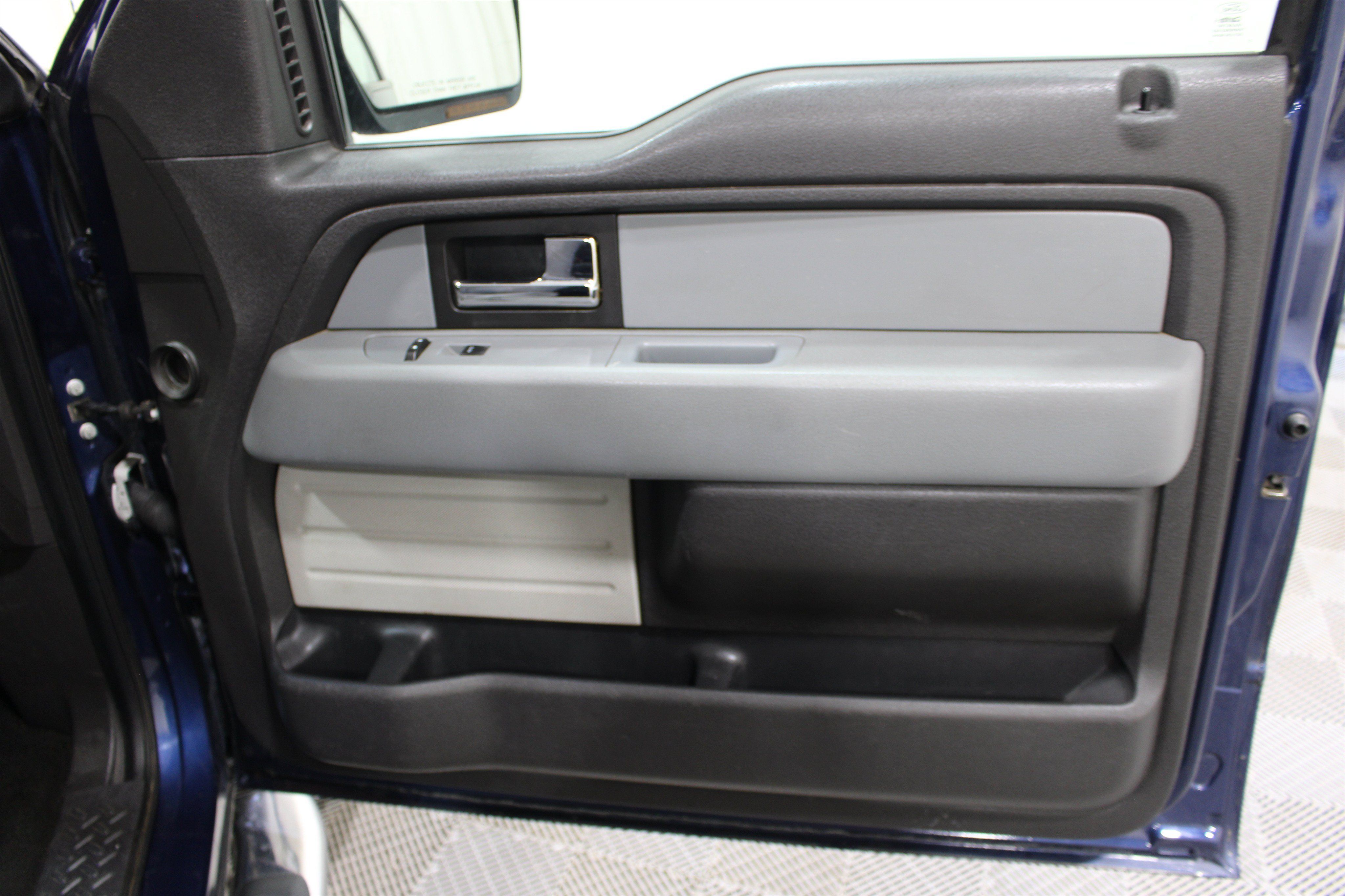 Used 2012 Ford F150 XLT w/ XLT Chrome Pkg AWD/4WD image 21